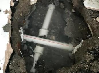 陈巴尔虎阳台漏水维修公司为您分享楼上楼下漏水怎么处理